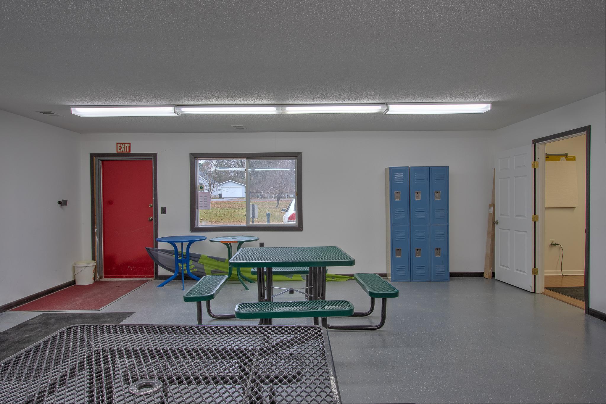 Photo 11
