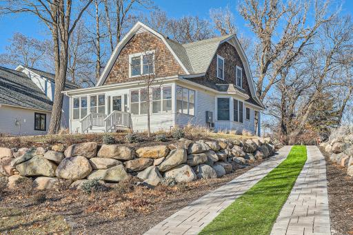 Photo for 1045 Lake Street E, Wayzata, MN 55391 - listing #6815010 1045 Lake Street E, Wayzata, MN 55391