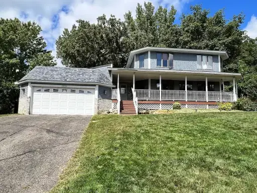 Photo for 18892 Orchard Court, Lakeville, MN 55044 - listing #6815029 18892 Orchard Court, Lakeville, MN 55044