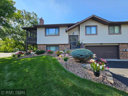 Photo for 5561 Donegal Drive, Saint Paul, MN 55126 - listing #6815068 5561 Donegal Drive, Saint Paul, MN 55126