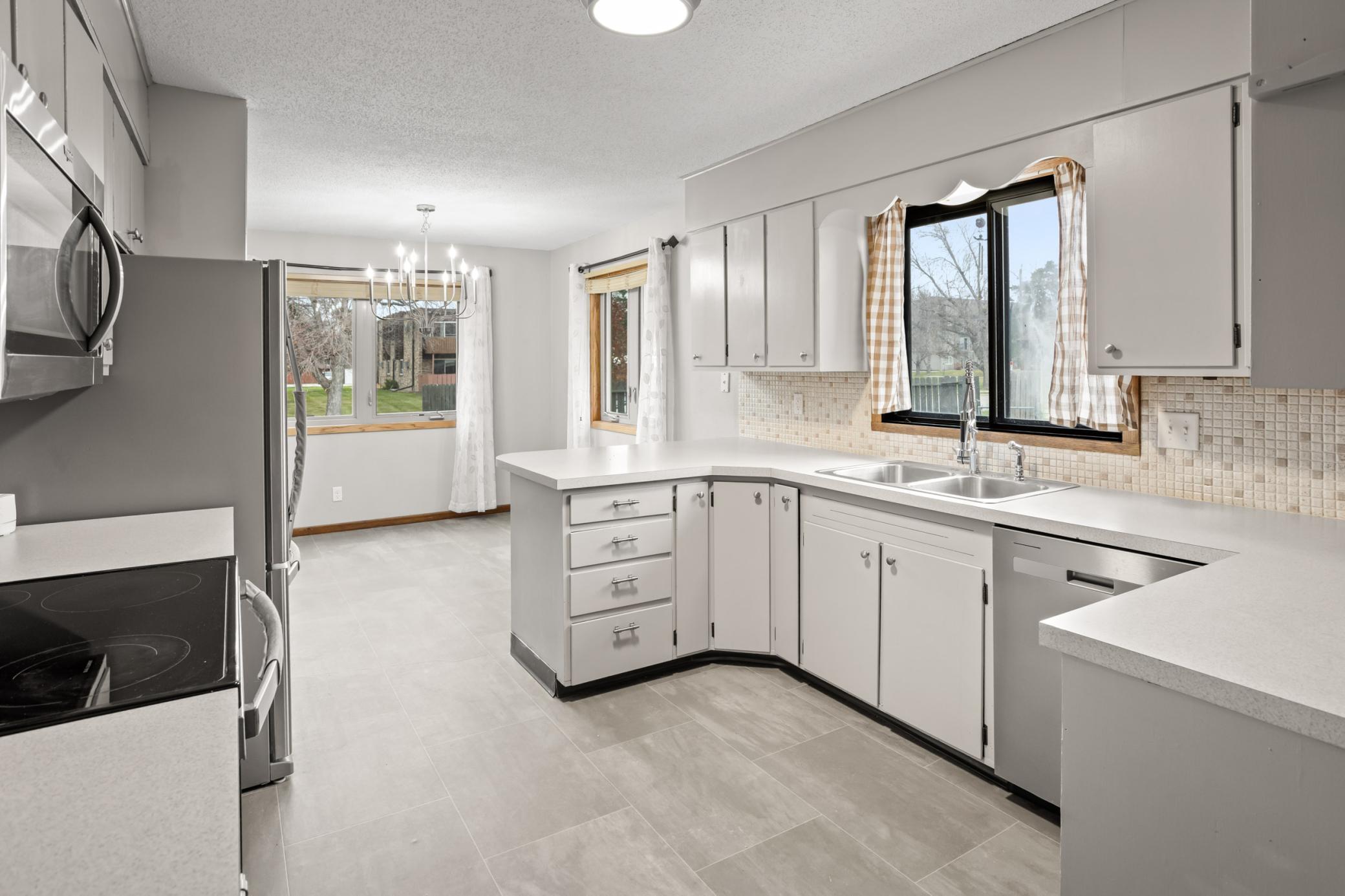 Kitchen 2
