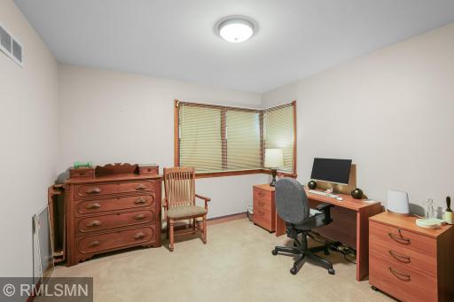 1801 Commerce Boulevard, Mound, MN 55364