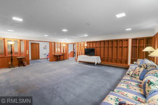 1801 Commerce Boulevard, Mound, MN 55364