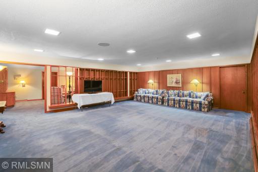 1801 Commerce Boulevard, Mound, MN 55364