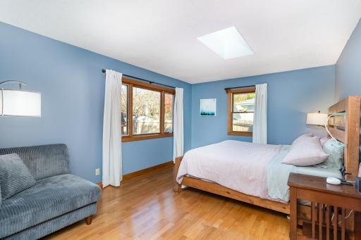 3244 Ensign Court N, Minneapolis, MN 55427