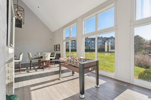 6145 Chasewood Parkway, 202, Hopkins, MN 55343