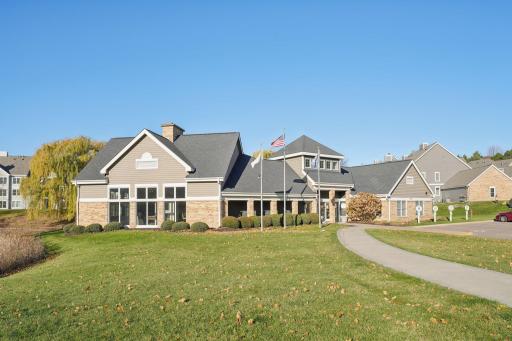 6145 Chasewood Parkway, 202, Hopkins, MN 55343