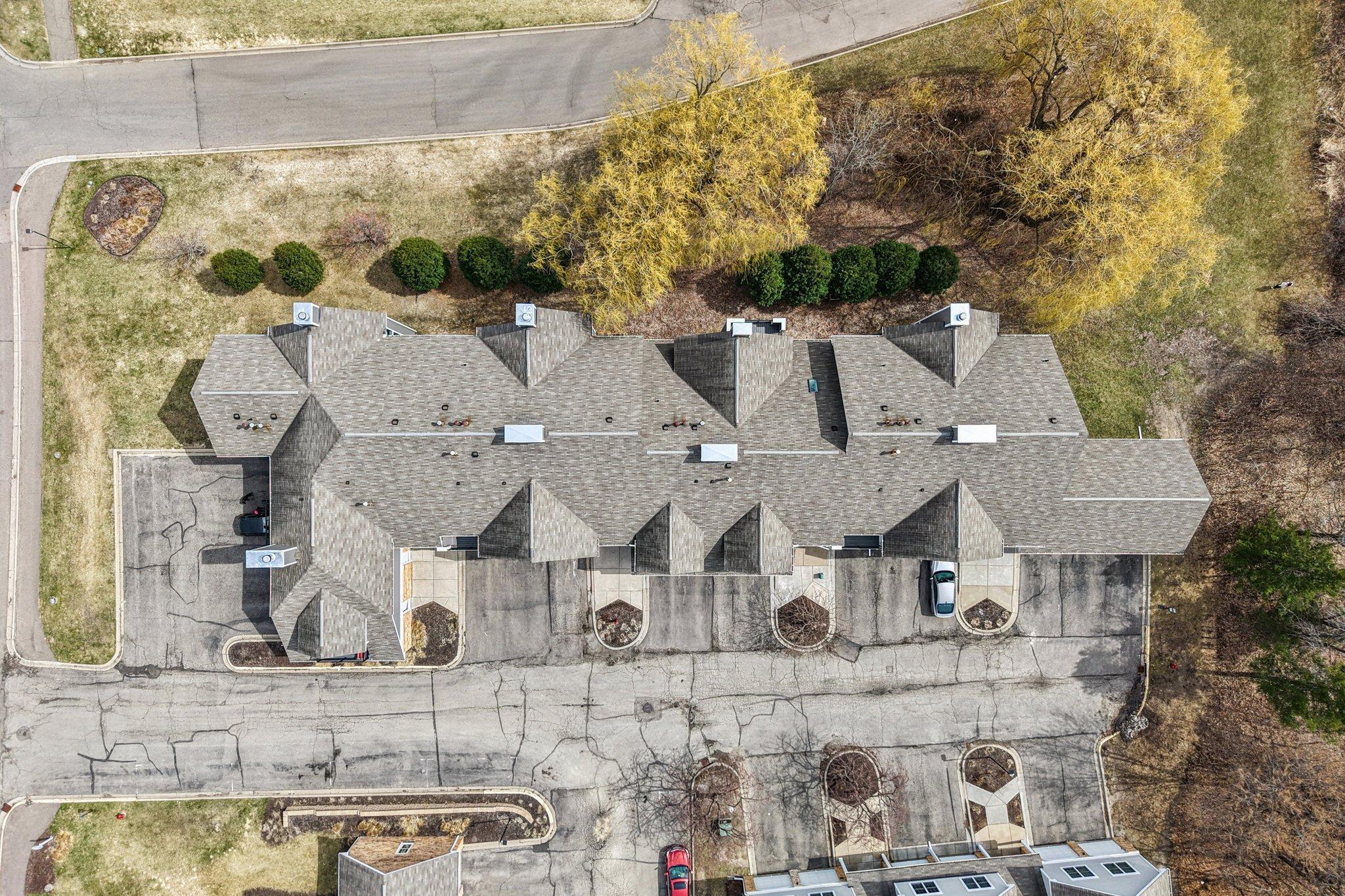 35-web-or-mls-Chasewood Pkwy unit 202-S1004-035.jpg