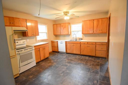 1523 1st Street E, Thief River Falls, MN 56701