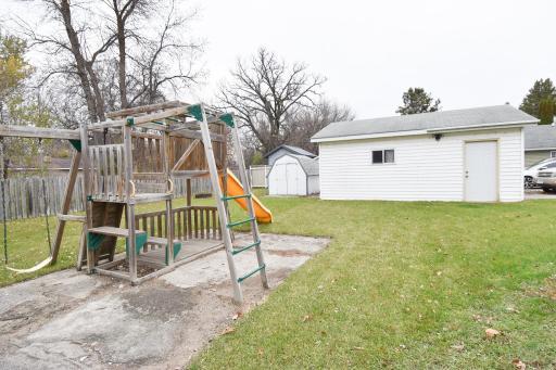 1523 1st Street E, Thief River Falls, MN 56701