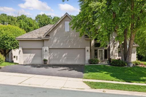 7810 W 95th Street, Bloomington, MN 55438