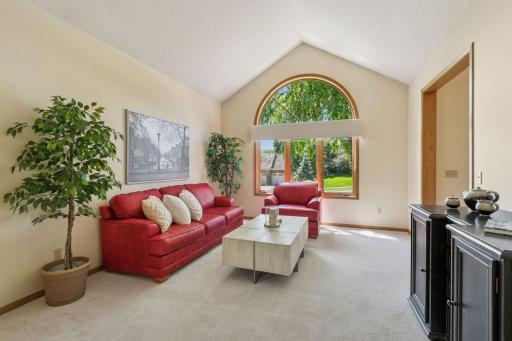 7810 W 95th Street, Bloomington, MN 55438