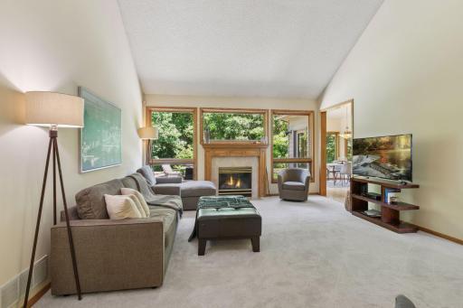 7810 W 95th Street, Bloomington, MN 55438