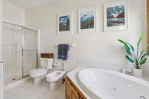 7810 W 95th Street, Bloomington, MN 55438