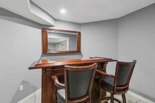 7810 W 95th Street, Bloomington, MN 55438