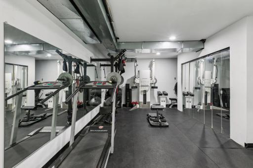 7810 W 95th Street, Bloomington, MN 55438