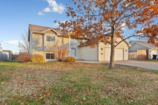 Photo for 329 Crystal Circle, Mankato, MN 56001 - listing #6815341 329 Crystal Circle, Mankato, MN 56001