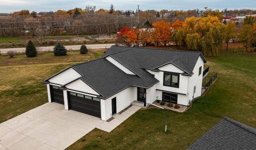 309 Spring Day Court NE, Eyota, MN 55934