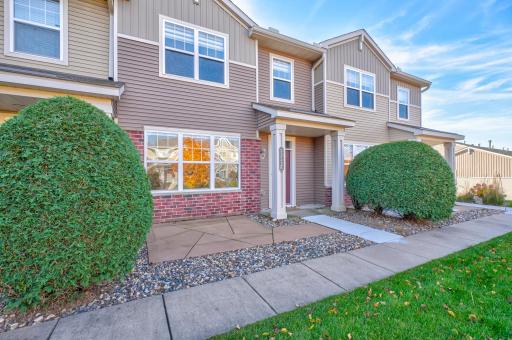 Photo for 3352 Hazel Trail, E, Woodbury, MN 55129 - listing #6815429 3352 Hazel Trail, E, Woodbury, MN 55129