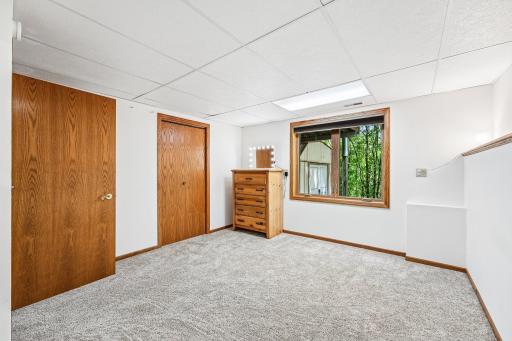 1410 Appaloosa Trail, Eagan, MN 55122