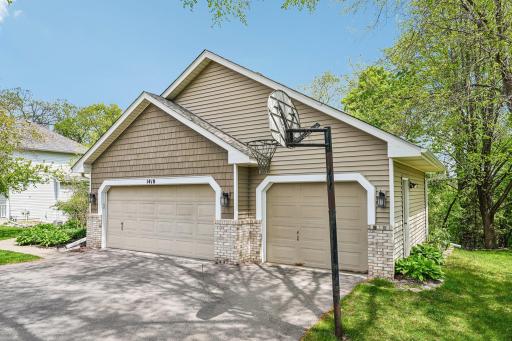 1410 Appaloosa Trail, Eagan, MN 55122