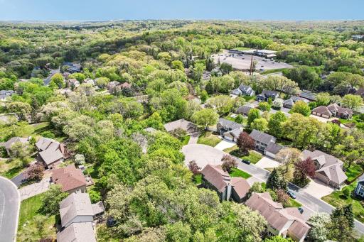 1410 Appaloosa Trail, Eagan, MN 55122