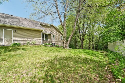 1410 Appaloosa Trail, Eagan, MN 55122