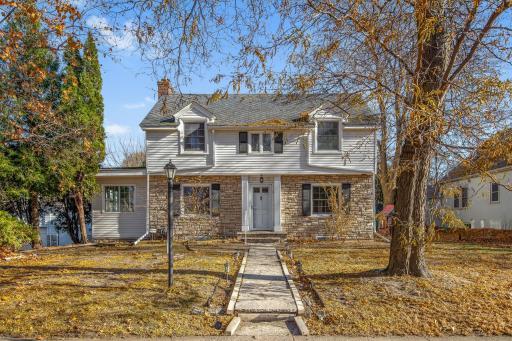 2732 Zenith Avenue N, Minneapolis, MN 55422