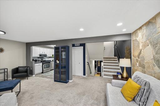 Photo for 8928 Neill Lake Road, 104, Eden Prairie, MN 55347 - listing #6815638 8928 Neill Lake Road, 104, Eden Prairie, MN 55347