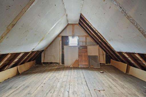 3121 Bloomington Ave Walk Up Attic.jpg
