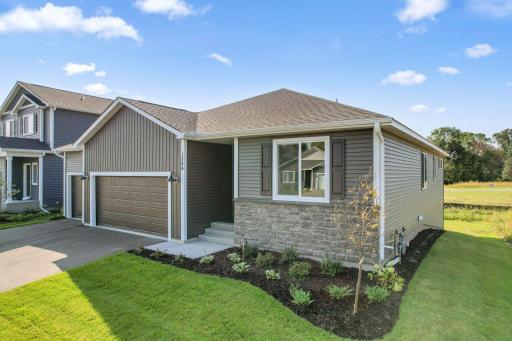 Photo for 1561 Creekwood Dr, New Richmond, WI 54017 - listing #6815777 1561 Creekwood Dr, New Richmond, WI 54017