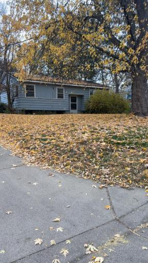 1444 Ames Avenue E, Saint Paul, MN 55106