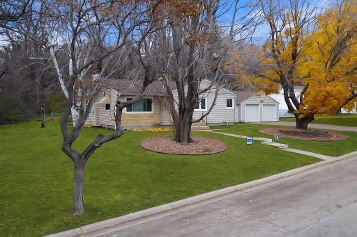 411 4th Avenue NE, Glenwood, MN 56334