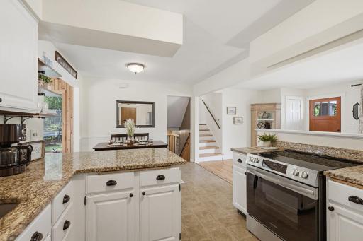 172 Strese Circle, Apple Valley, MN 55124