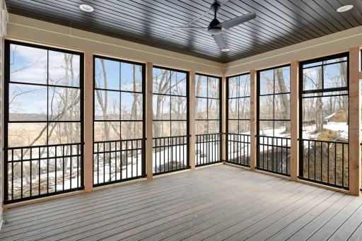 3-season Porch - Images shown are from previous model and representative of design, layout and finishes