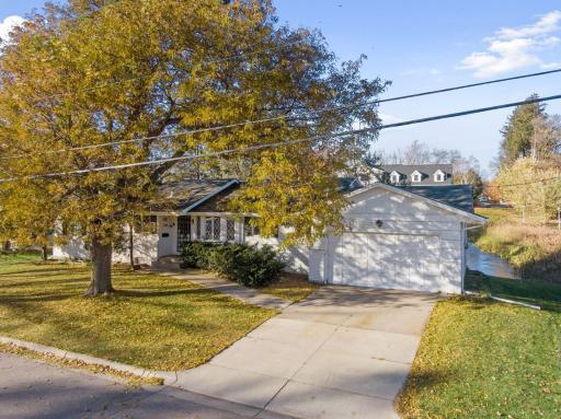 5536 Saint Johns Avenue, Edina, MN 55424