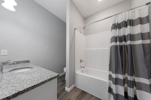 2702 Park Avenue NW, Faribault, MN 55021
