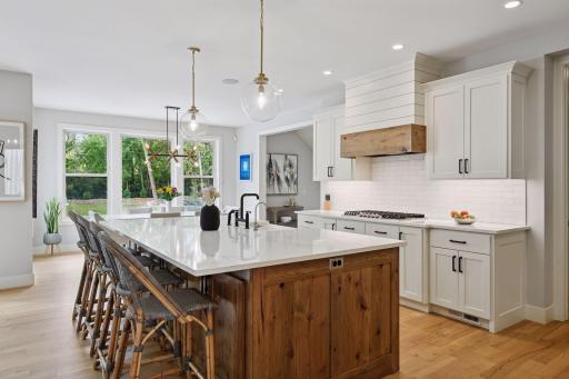 5195 Ranchview Lane N, Minneapolis, MN 55446