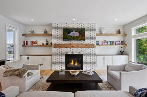 5195 Ranchview Lane N, Minneapolis, MN 55446