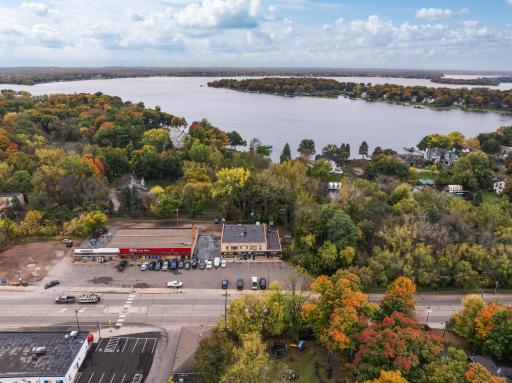 3465 Shoreline Drive, Wayzata, MN 55391