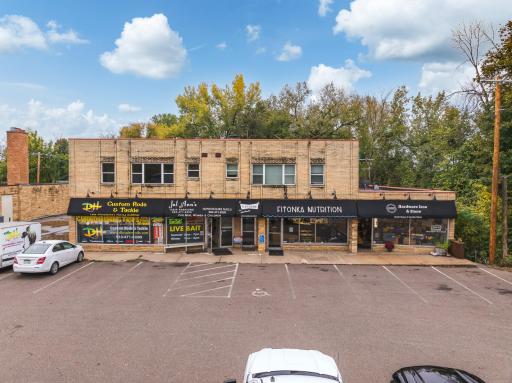 3465 Shoreline Drive, Wayzata, MN 55391