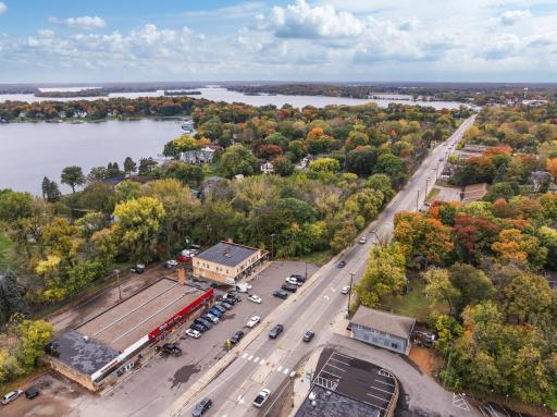 3465 Shoreline Drive, Wayzata, MN 55391