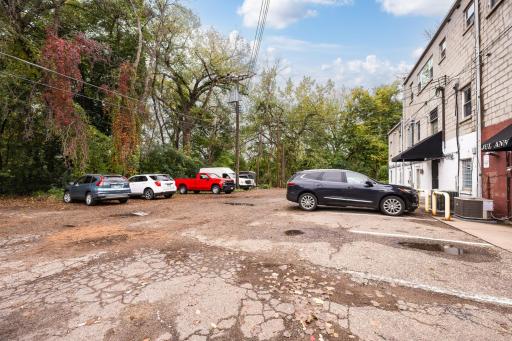 3465 Shoreline Drive, Wayzata, MN 55391