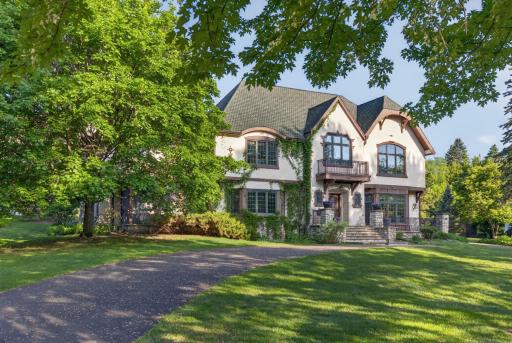 3 Circle E, Minneapolis, MN 55436