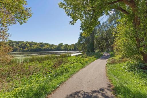 4143 Meadowlark Point, Eagan, MN 55122