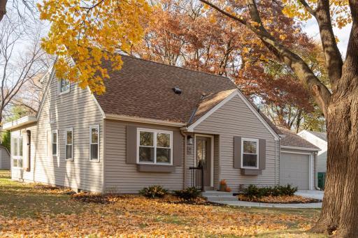 3054 Boone Avenue South - Spacecrafting - 0067.jpg