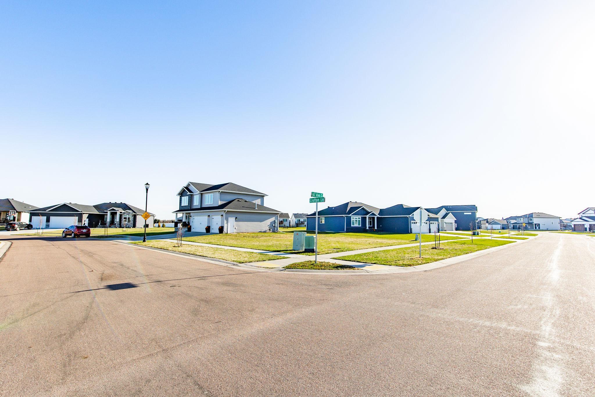 Large corner lot