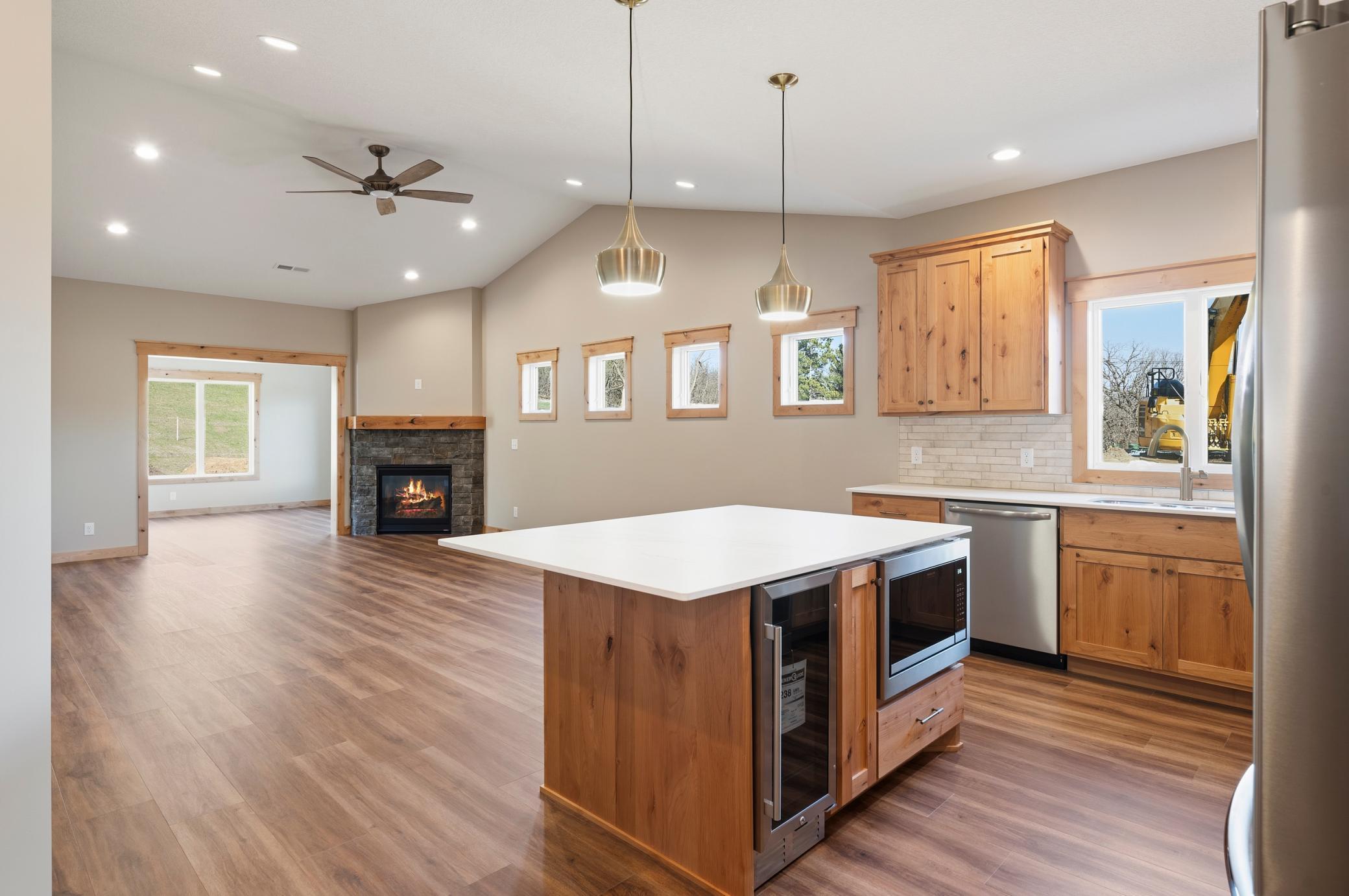 Welcome to 1093 Legend Lane!