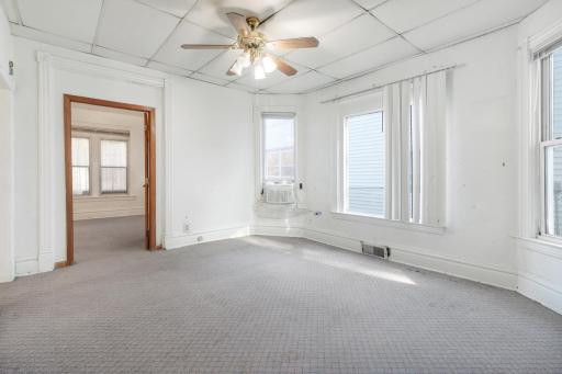 816 Edmund Avenue, Saint Paul, MN 55104