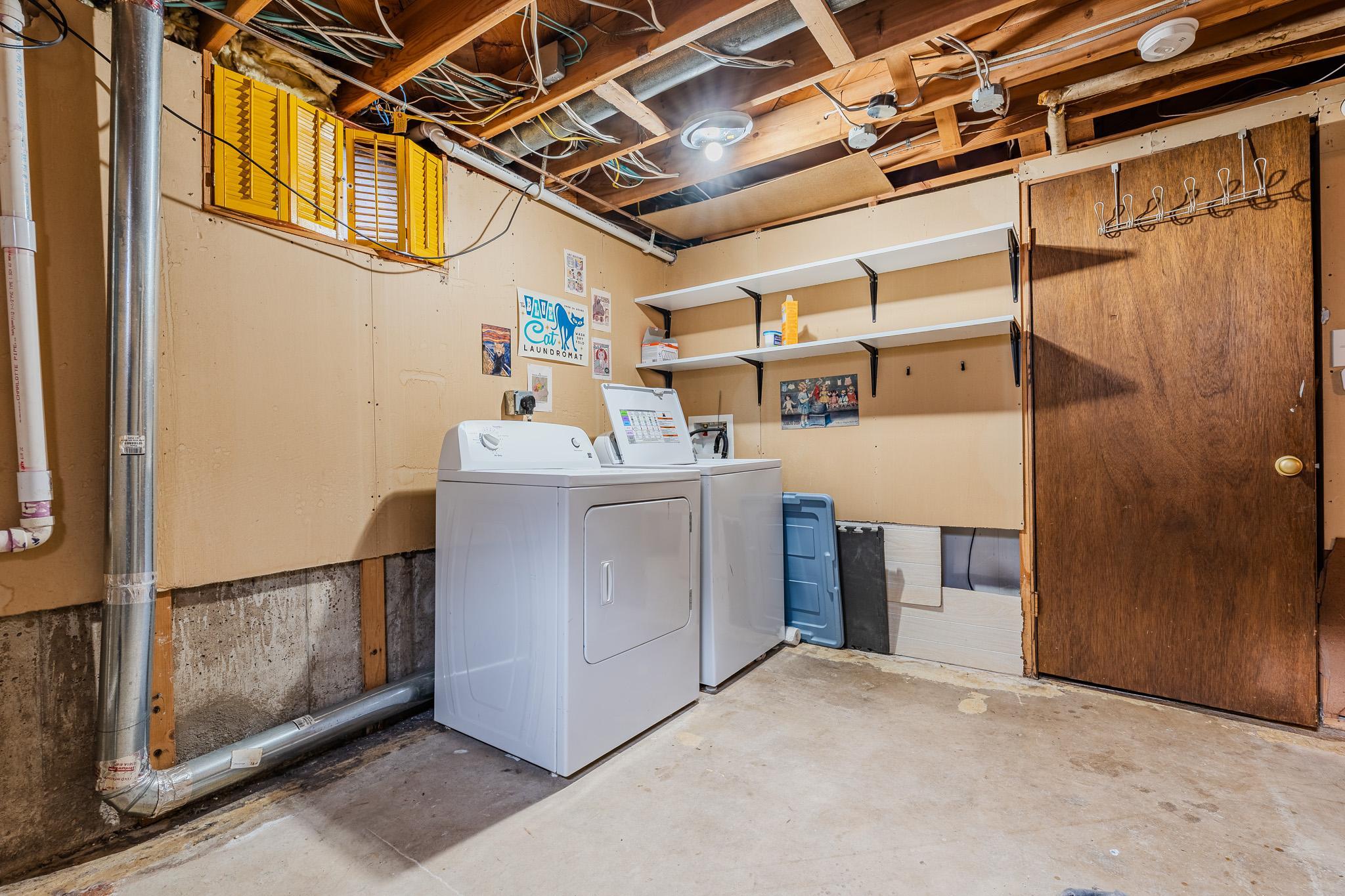 Washer & Dryer Included